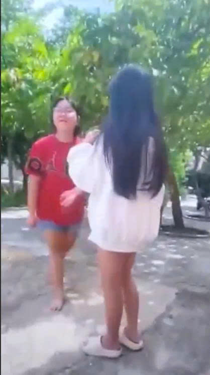 màii nói xấu ai