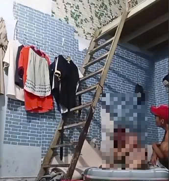 Dạyy vk trên lai:chjm và cái cớt
