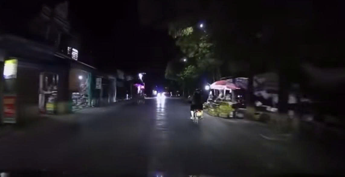 Như 1 cơn gi0′