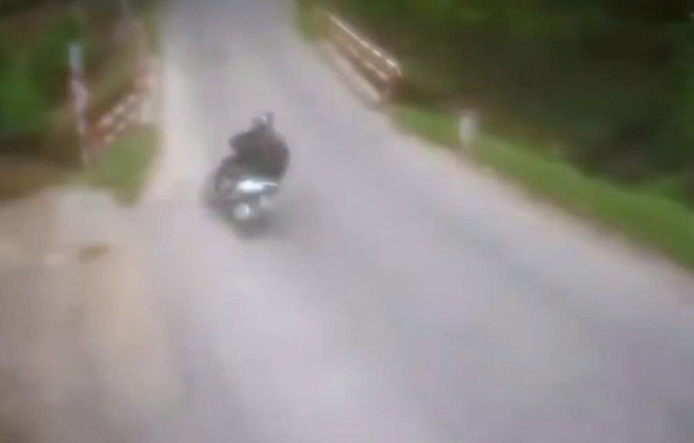 Cầu Nĩu Quyết Thắng