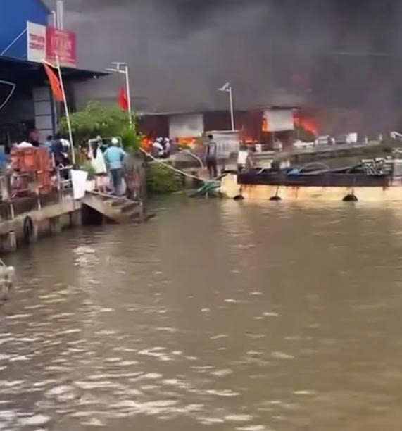 ck che’m vk đô’t nha ở Cà Mau