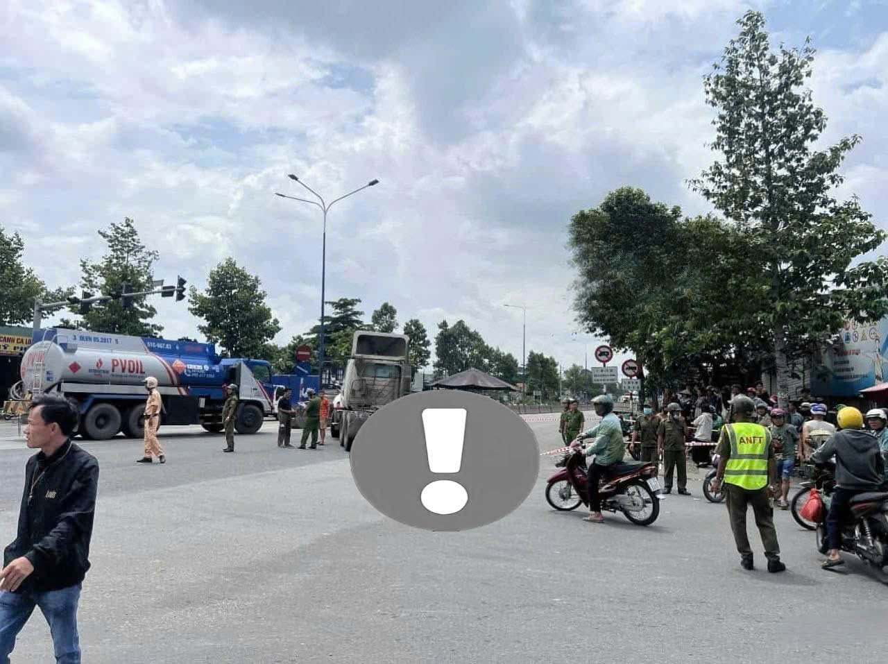 DĨ AN – T0i nghjep, ngưoi me. r@ đi trước mặt c0n g@i